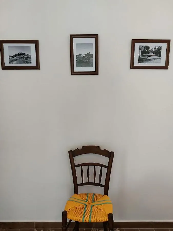 Guest House Gorani Berat 0*,  Albania